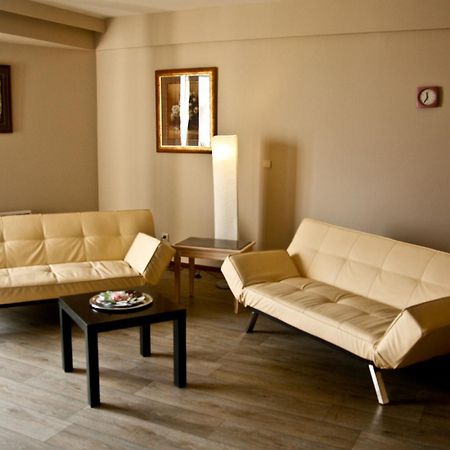 Ambassador Suites Antwerpen Exterior foto