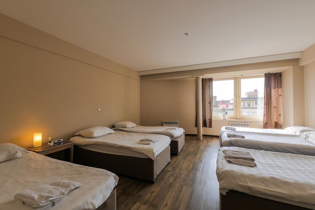 Ambassador Suites Antwerpen Exterior foto