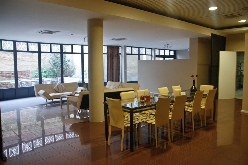 Ambassador Suites Antwerpen Exterior foto