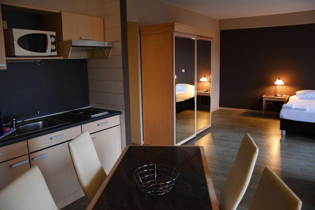 Ambassador Suites Antwerpen Exterior foto