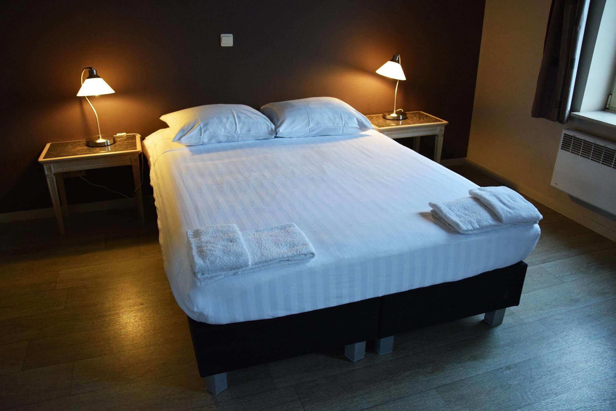 Ambassador Suites Antwerpen Exterior foto